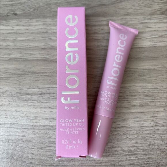 Florence by Mills Tinted Glow Yeah Lip Oil (Ph adjusting vegan lip oil) - Picture 3 of 4